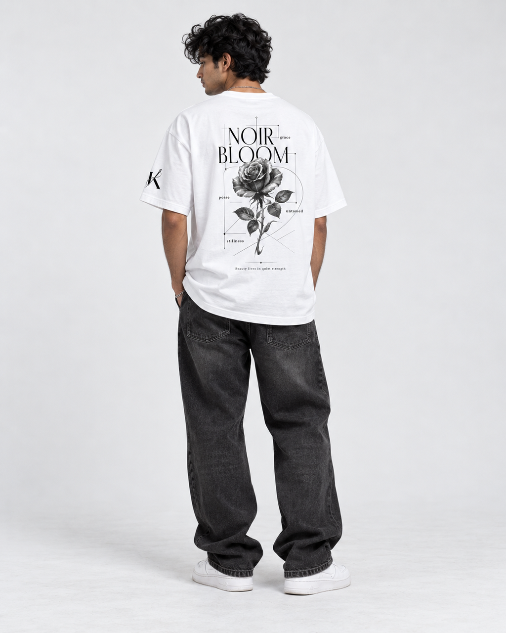 NOIR BLOOM Oversized Tee